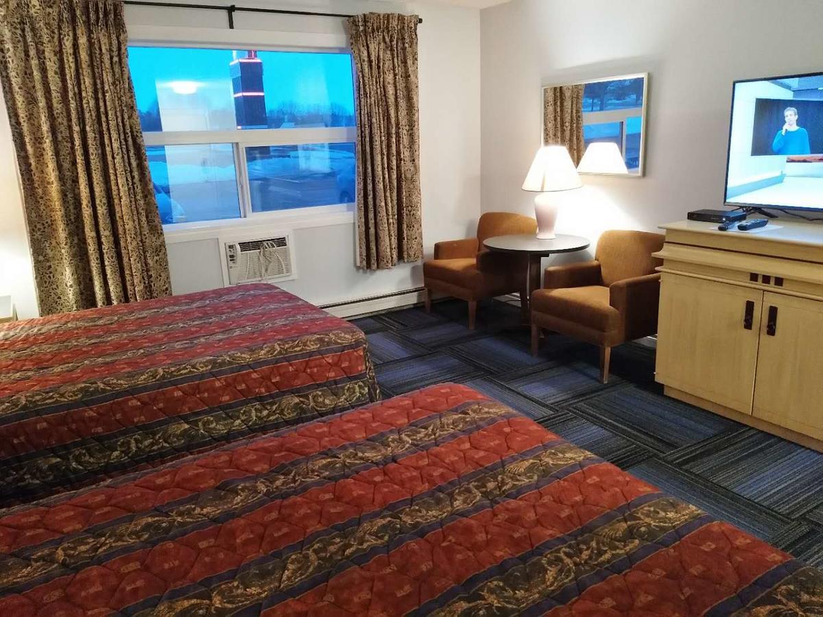 Country Garden Inn & Restaurant Smoky Lake 外观 照片