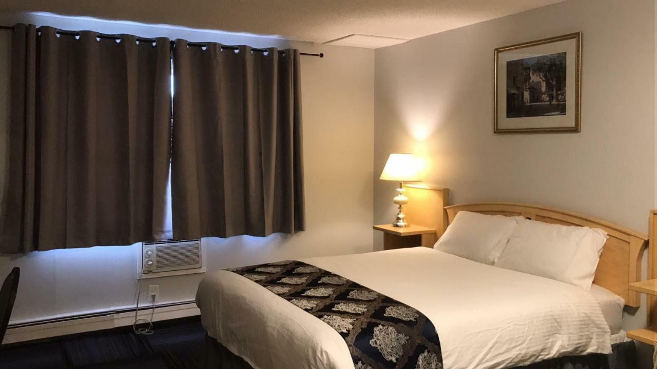 Country Garden Inn & Restaurant Smoky Lake 外观 照片